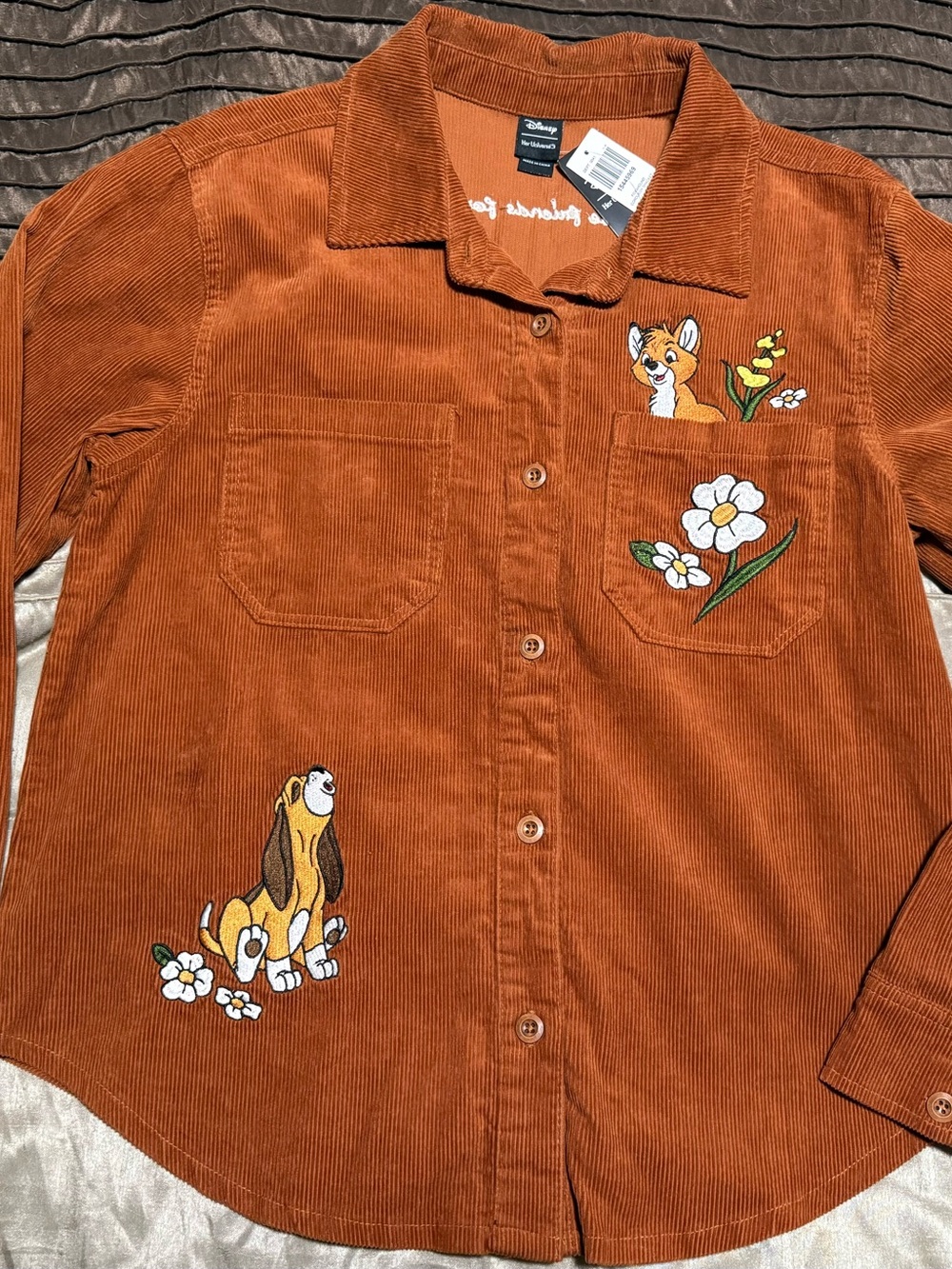 Disney Her women’s M Fox and the Hound Embroidered Shirt Jacket